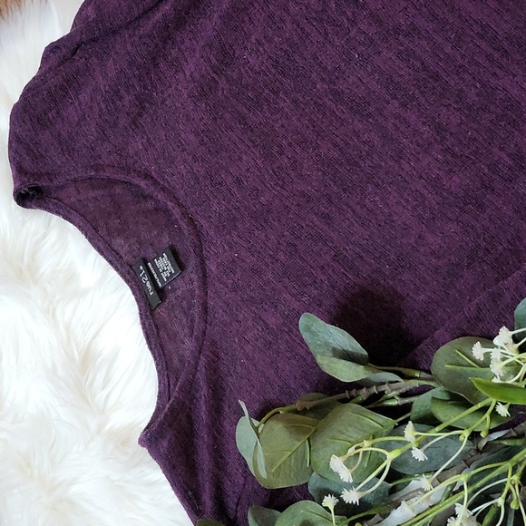 🎉4 For $10 - 3/4 Sleeve Top - Picture 2 of 4